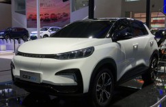 续航里程250公里 猎豹CS3 BEV北京车展正式发布