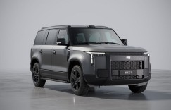 极石01正式发布 首推6座标配航空座椅SUV 全国统一零售价359900元