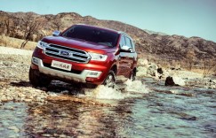 家用越野两不误 撼路者成出行首选SUV