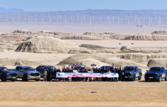 火星皮卡“大”显身手 荒漠狂飙定义越野生活新方式