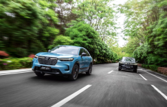 你的HR-V拍了拍你：下班前记得打开空调