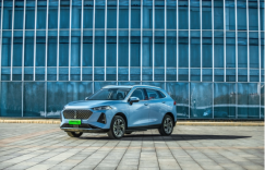 给小资生活来点“新”意 玛奇朵DHT-PHEV和宋PLUS DM-i你选谁