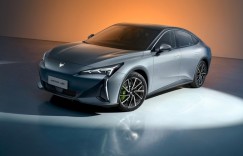 北汽蓝谷公布半年报  极狐以“质”上“量”