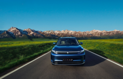 国庆纵情山水间，问界新M7让家庭出游轻松省心