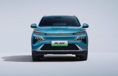 为质感生活加码！全新M-NV正在快马加鞭到你身边