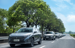 首款搭载NGP功能燃油车全新第三代荣威RX5将于8月5日上市