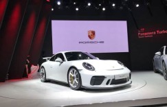 保时捷新款911 GT3国内首发 售价202.8万