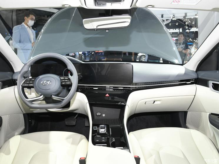 北京现代 名图新能源 2021款 基本型 北京现代 名图新能源 2021款 基本型