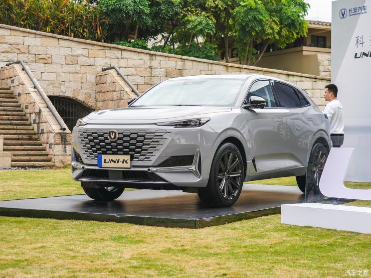 长安汽车 长安UNI-K 2021款 UNI量产版 长安汽车 长安UNI-K 2021款 UNI量产版