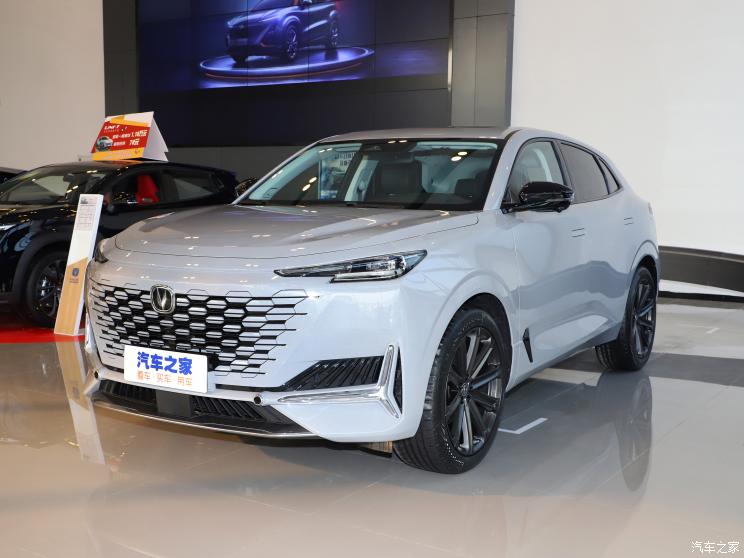 长安汽车 长安UNI-K 2021款 UNI量产版 长安汽车 长安UNI-K 2021款 UNI量产版