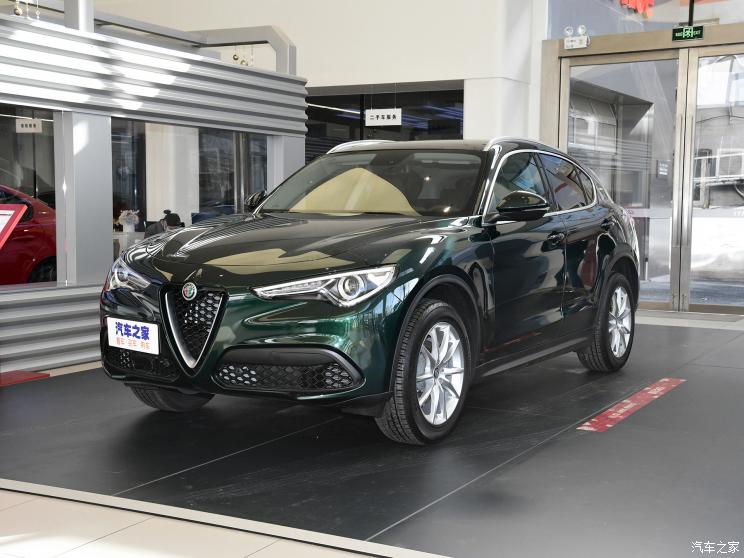 阿尔法・罗密欧 Stelvio 2021款 2.0T 280HP 豪华版 阿尔法・罗密欧 Stelvio 2021款 2.0T 280HP 豪华版