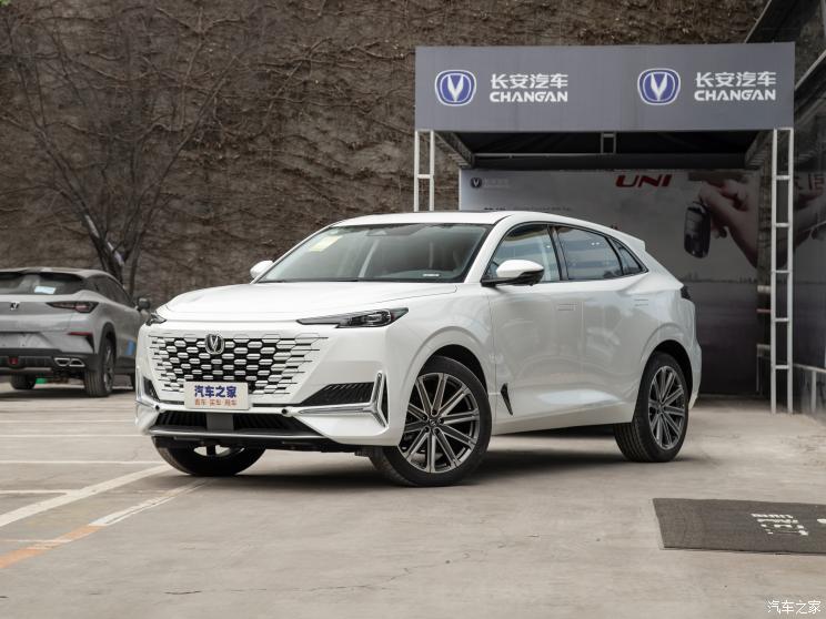 长安汽车 长安UNI-K 2021款 2.0T 全轮驱动尊贵型 长安汽车 长安UNI-K 2021款 2.0T 全轮驱动尊贵型