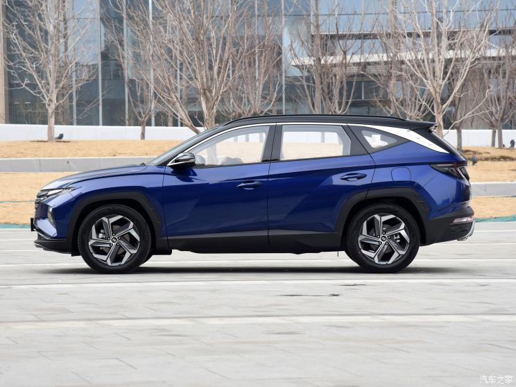 北京现代 途胜 2021款 途胜L 270TGDi 双离合两驱高配版 北京现代 途胜 2021款 途胜L 270TGDi 双离合两驱高配版