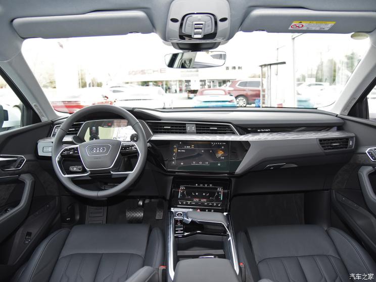 奥迪(进口) 奥迪e-tron(进口) 2021款 Sportback 55 quattro 奥迪(进口) 奥迪e-tron(进口) 2021款 Sportback 55 quattro