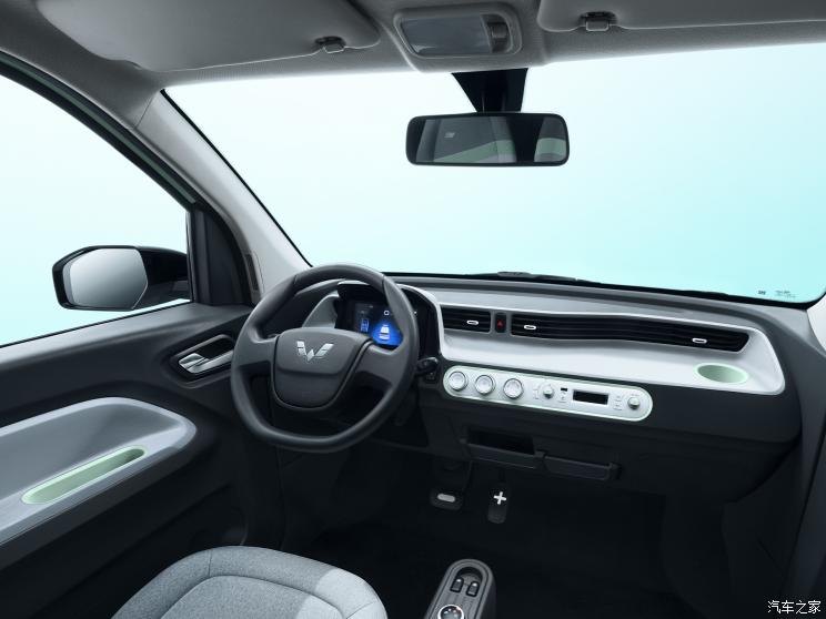 上汽通用五菱 宏光MINIEV 2021款 马卡龙 170KM 上汽通用五菱 宏光MINIEV 2021款 马卡龙 170KM