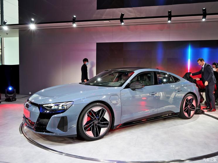 Audi Sport 奥迪RS e-tron GT 2021款 基本型 Audi Sport 奥迪RS e-tron GT 2021款 基本型
