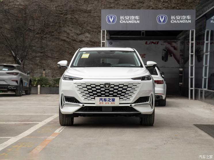 长安汽车 长安UNI-K 2021款 2.0T 全轮驱动尊贵型