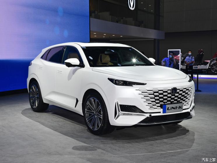 长安汽车 长安UNI-K 2021款 全轮驱动试装车 长安汽车 长安UNI-K 2021款 全轮驱动试装车