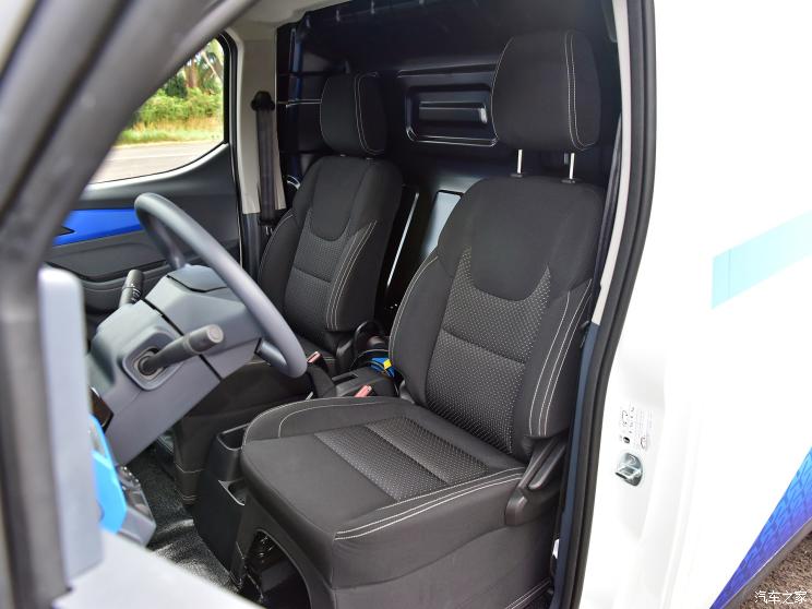 上汽大通 上汽大通MAXUS EV30 2019款 城市物流车智联版短轴上汽时代35kWh 上汽大通 上汽大通MAXUS EV30 2019款 城市物流车智联版短轴上汽时代35kWh