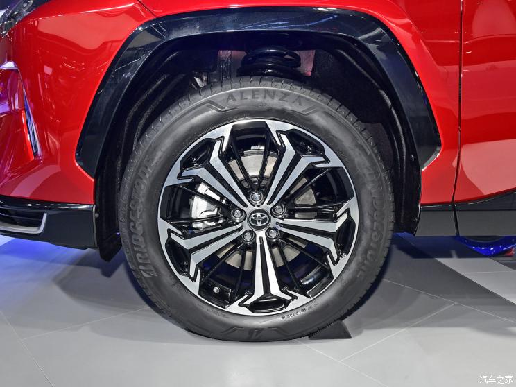 一汽丰田 RAV4荣放双擎E+ 2021款 基本型 一汽丰田 RAV4荣放双擎E+ 2021款 基本型