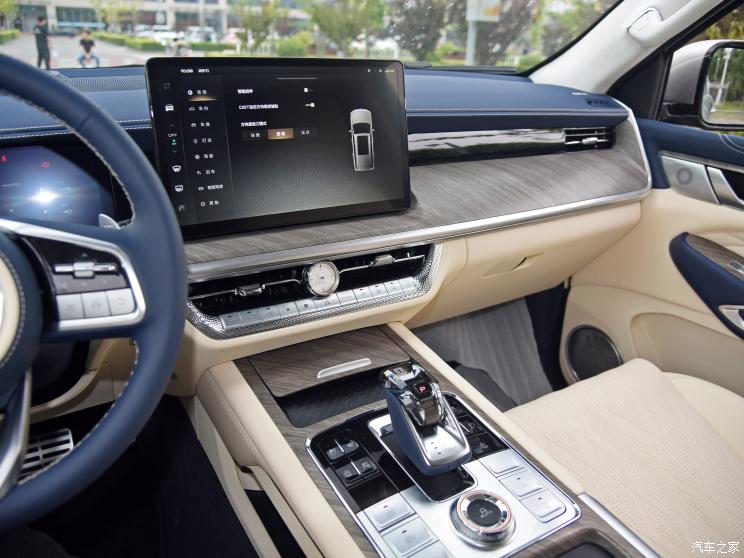 长城汽车 坦克500 2022款 运动版 试装车 长城汽车 坦克500 2022款 运动版 试装车