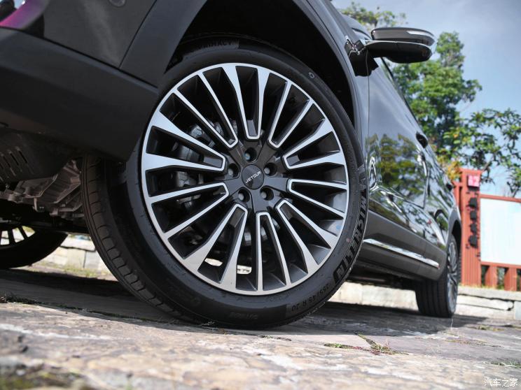 奇瑞汽车 捷途X90 2022款 子龙 2.0T DCT武神版 5座 奇瑞汽车 捷途X90 2022款 子龙 2.0T DCT武神版 5座