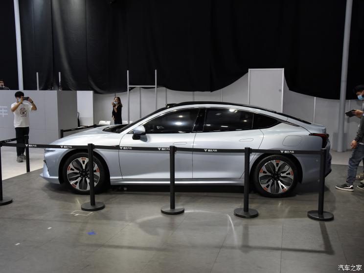 合众汽车 哪吒S 2021款 纯电版 合众汽车 哪吒S 2021款 纯电版