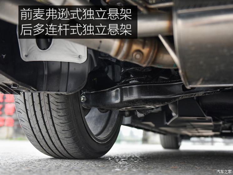长安汽车 长安UNI-V 2022款 1.5T 运动版 长安汽车 长安UNI-V 2022款 1.5T 运动版