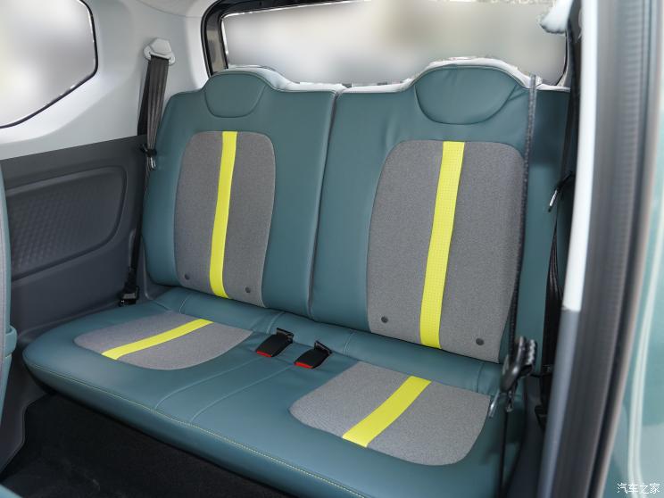 上汽通用五菱 宏光MINIEV 2022款 GAMEBOY 丛林穿越 上汽通用五菱 宏光MINIEV 2022款 GAMEBOY 丛林穿越