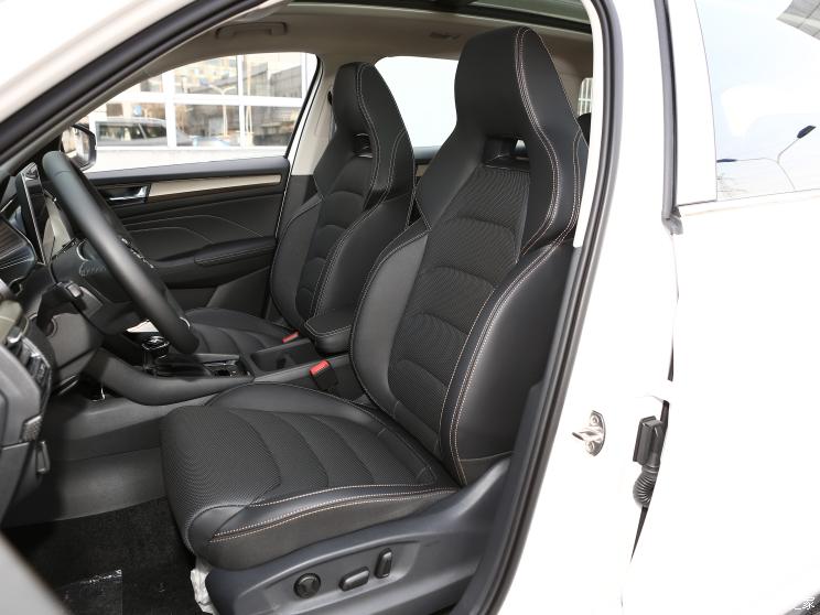 上汽大众斯柯达 柯迪亚克 2022款 TSI330 7座两驱豪华版 上汽大众斯柯达 柯迪亚克 2022款 TSI330 7座两驱豪华版