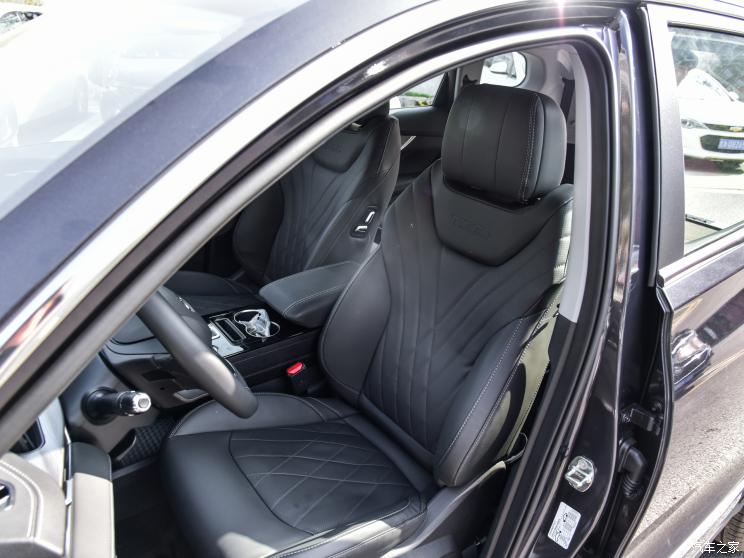 奇瑞汽车 瑞虎8 PLUS鲲鹏e+ 2022款 PHEV 1.5T风范e+ 奇瑞汽车 瑞虎8 PLUS鲲鹏e+ 2022款 PHEV 1.5T风范e+