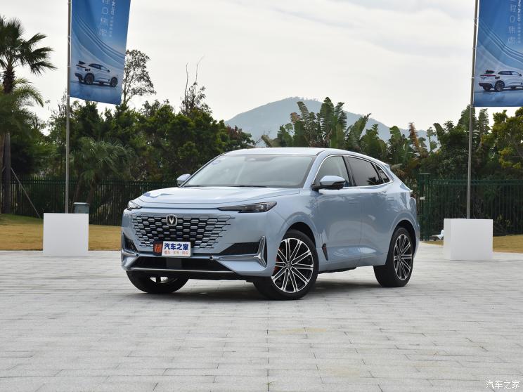 长安汽车 长安UNI-K新能源 2022款 蓝鲸iDD 1.5T 尊贵型 长安汽车 长安UNI-K新能源 2022款 蓝鲸iDD 1.5T 尊贵型