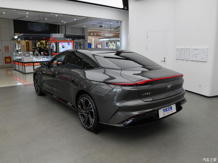 智己汽车 智己L7 2022款 天使轮版 智己汽车 智己L7 2022款 天使轮版