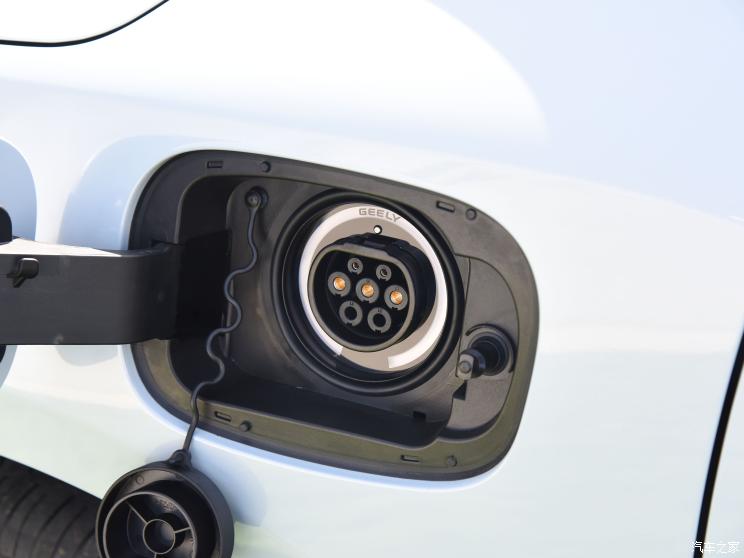 吉利汽车 帝豪L 雷神Hi・X 2022款 基本型 吉利汽车 帝豪L 雷神Hi・X 2022款 基本型