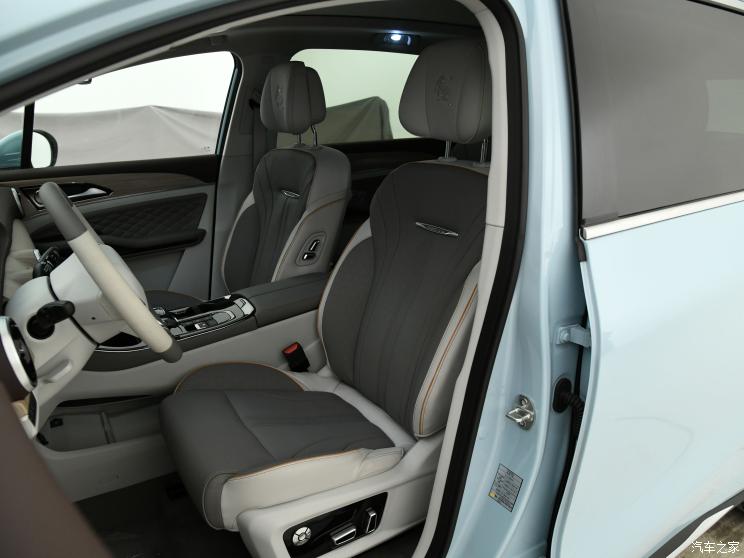 东风风行 风行・游艇 2022款 揽月版