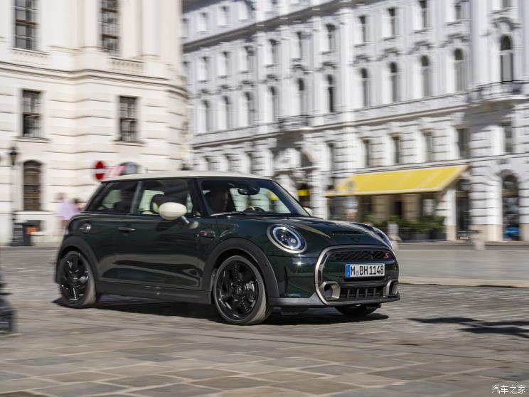 MINI MINI 2022款 COOPER S 执迷特别版 欧洲版 MINI MINI 2022款 COOPER S 执迷特别版 欧洲版