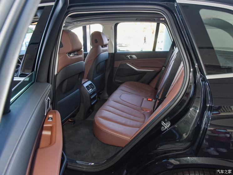 宝马(进口) 宝马X5(进口) 2022款 xDrive30i M运动套装 宝马(进口) 宝马X5(进口) 2022款 xDrive30i M运动套装