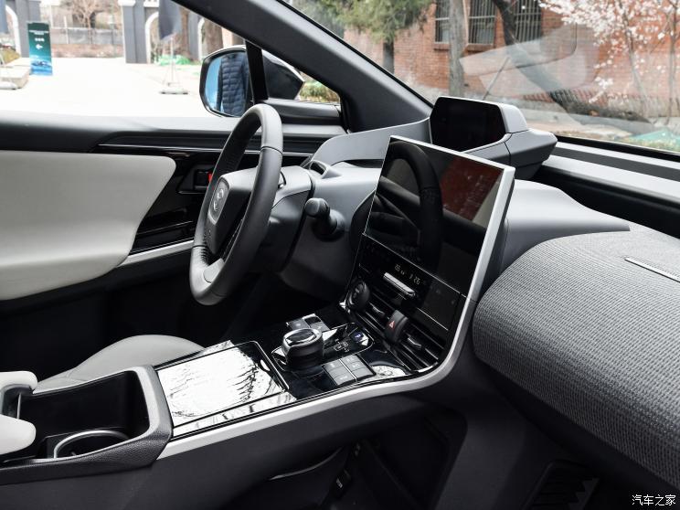 一汽丰田 一汽丰田bZ4X 2022款 中配版 一汽丰田 一汽丰田bZ4X 2022款 中配版