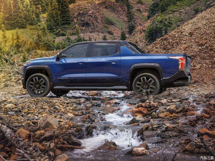 雪佛兰(进口) 索罗德新能源 2022款 EV RST Crew Cab 雪佛兰(进口) 索罗德新能源 2022款 EV RST Crew Cab