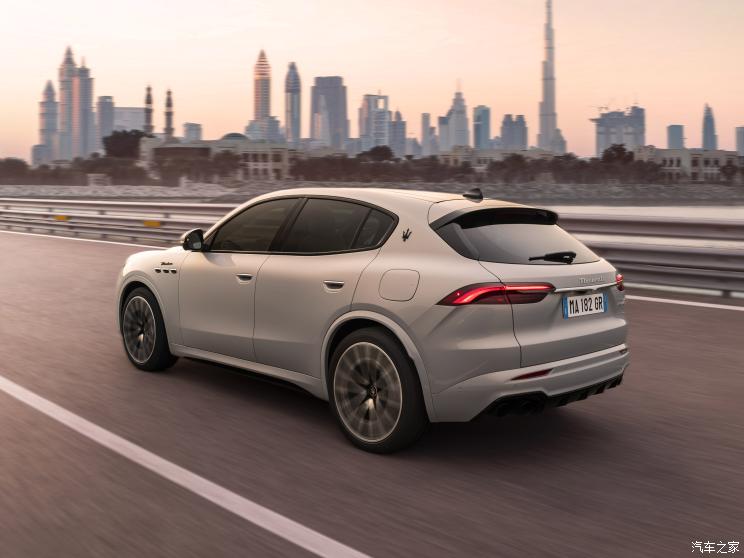 玛莎拉蒂 Grecale 2022款 2.0T Modena 玛莎拉蒂 Grecale 2022款 2.0T Modena