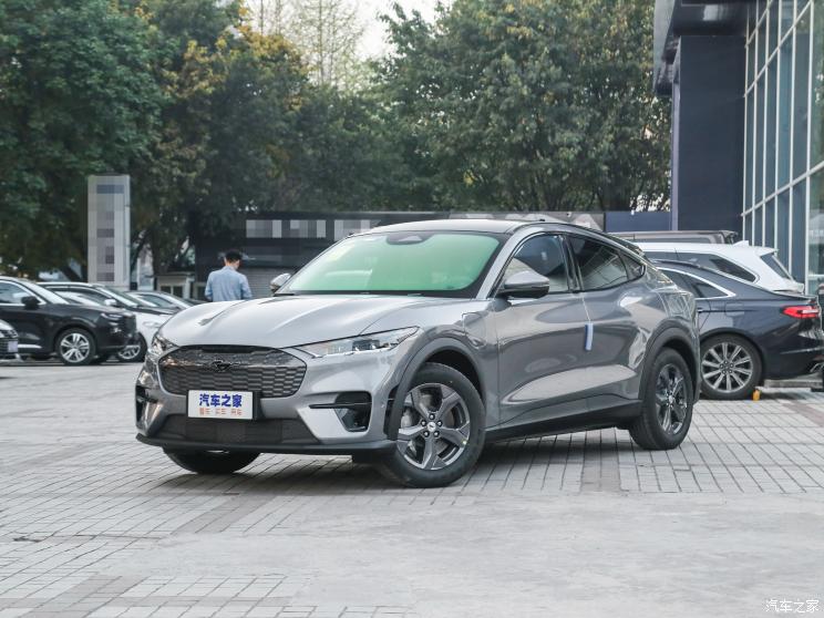 福特电动车 Mustang Mach-E 2021款 跃世后驱版(标准续航) 福特电动车 Mustang Mach-E 2021款 跃世后驱版(标准续航)