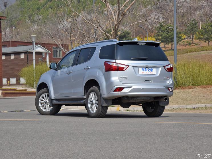 江西五十铃 mu-X牧游侠 2022款 2.0T 汽油基本型 江西五十铃 mu-X牧游侠 2022款 2.0T 汽油基本型