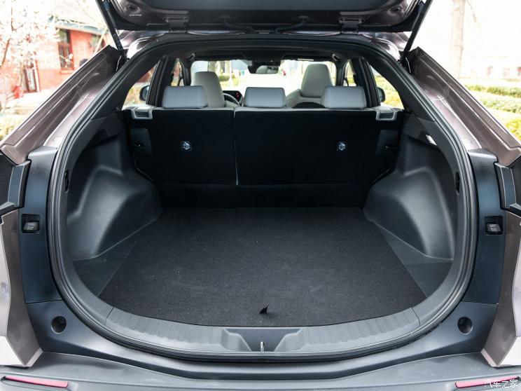 一汽丰田 一汽丰田bZ4X 2022款 中配版 一汽丰田 一汽丰田bZ4X 2022款 中配版