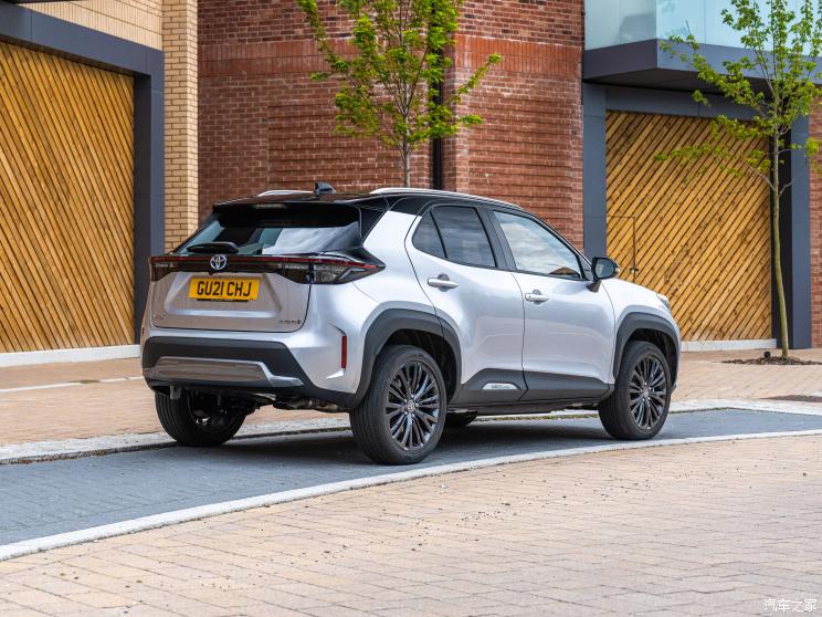丰田(进口) YARiS Cross 2021款 Hybrid Dynamic 英国版 丰田(进口) YARiS Cross 2021款 Hybrid Dynamic 英国版