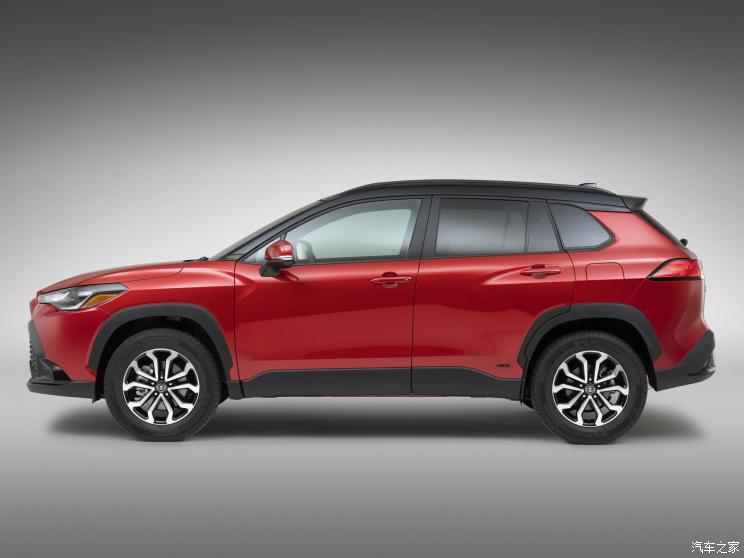 丰田(进口) 卡罗拉Cross(进口) 2023款 Hybrid SE 美国版