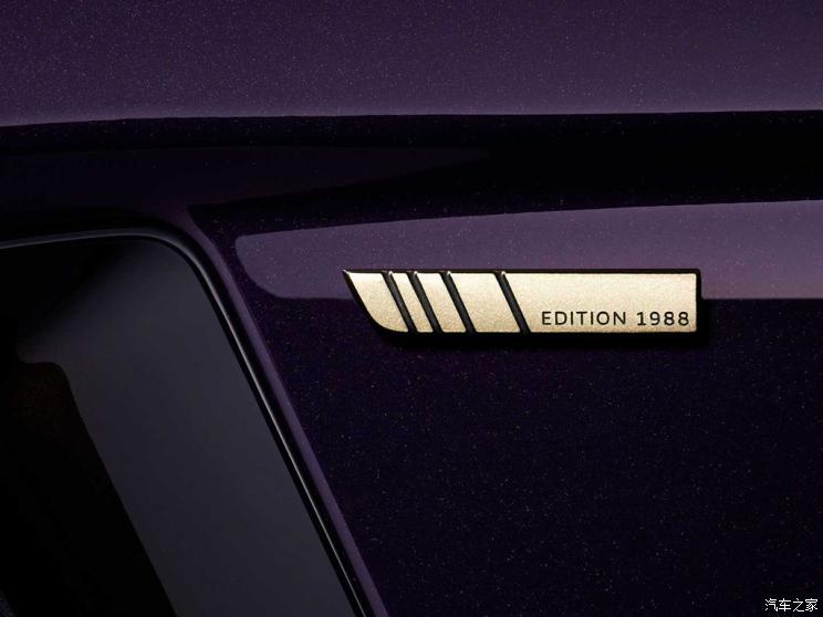 捷豹 捷豹F-PACE 2022款 SVR Edition 1988 捷豹 捷豹F-PACE 2022款 SVR Edition 1988