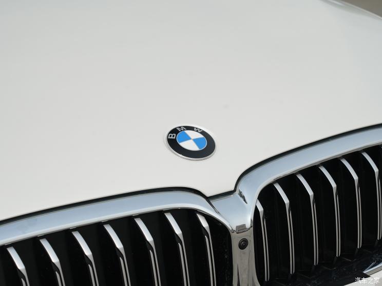 华晨宝马 宝马5系 2022款 改款二 530Li 尊享型 M运动套装