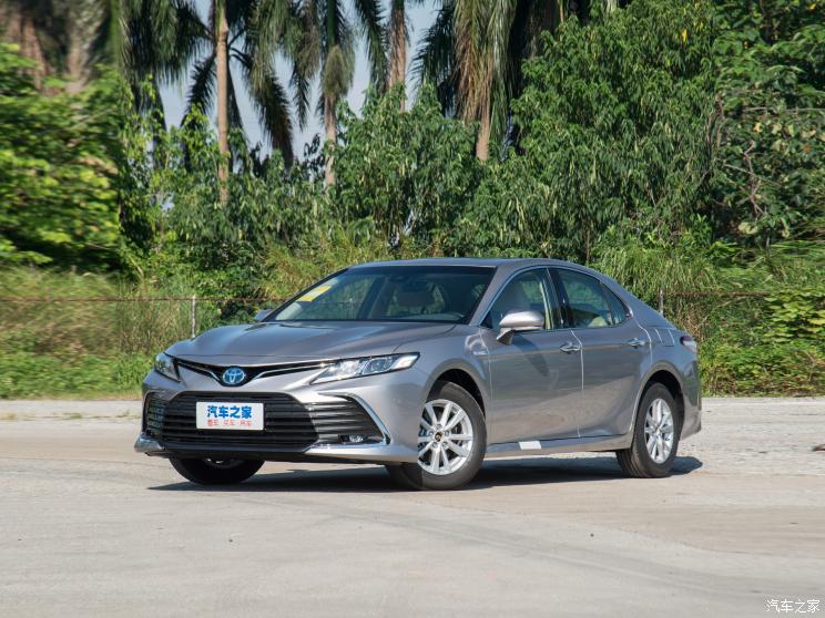 广汽丰田 凯美瑞 2022款 双擎 2.5HE精英PLUS版 广汽丰田 凯美瑞 2022款 双擎 2.5HE精英PLUS版