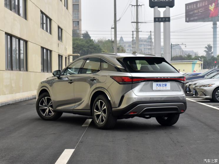 雷克萨斯 雷克萨斯RX 2023款 350h 两驱舒享版 雷克萨斯 雷克萨斯RX 2023款 350h 两驱舒享版