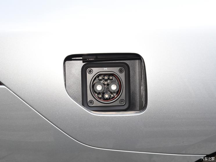 小鹏汽车 小鹏P7 2022款 480G 小鹏汽车 小鹏P7 2022款 480G